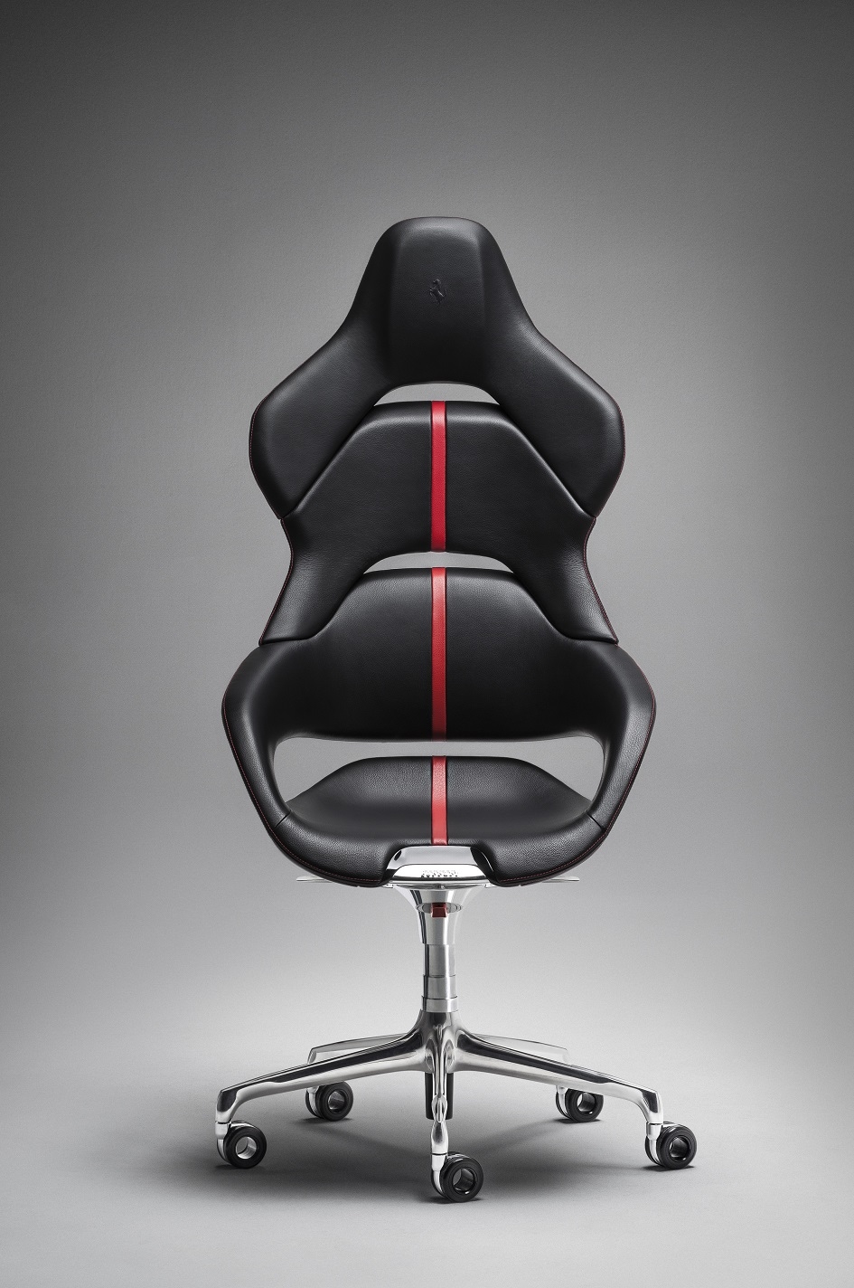 COCKPIT ARMCHAIR by Poltrona Frau