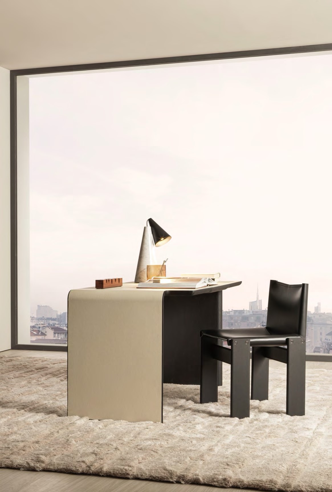 Aria desk by Molteni & C